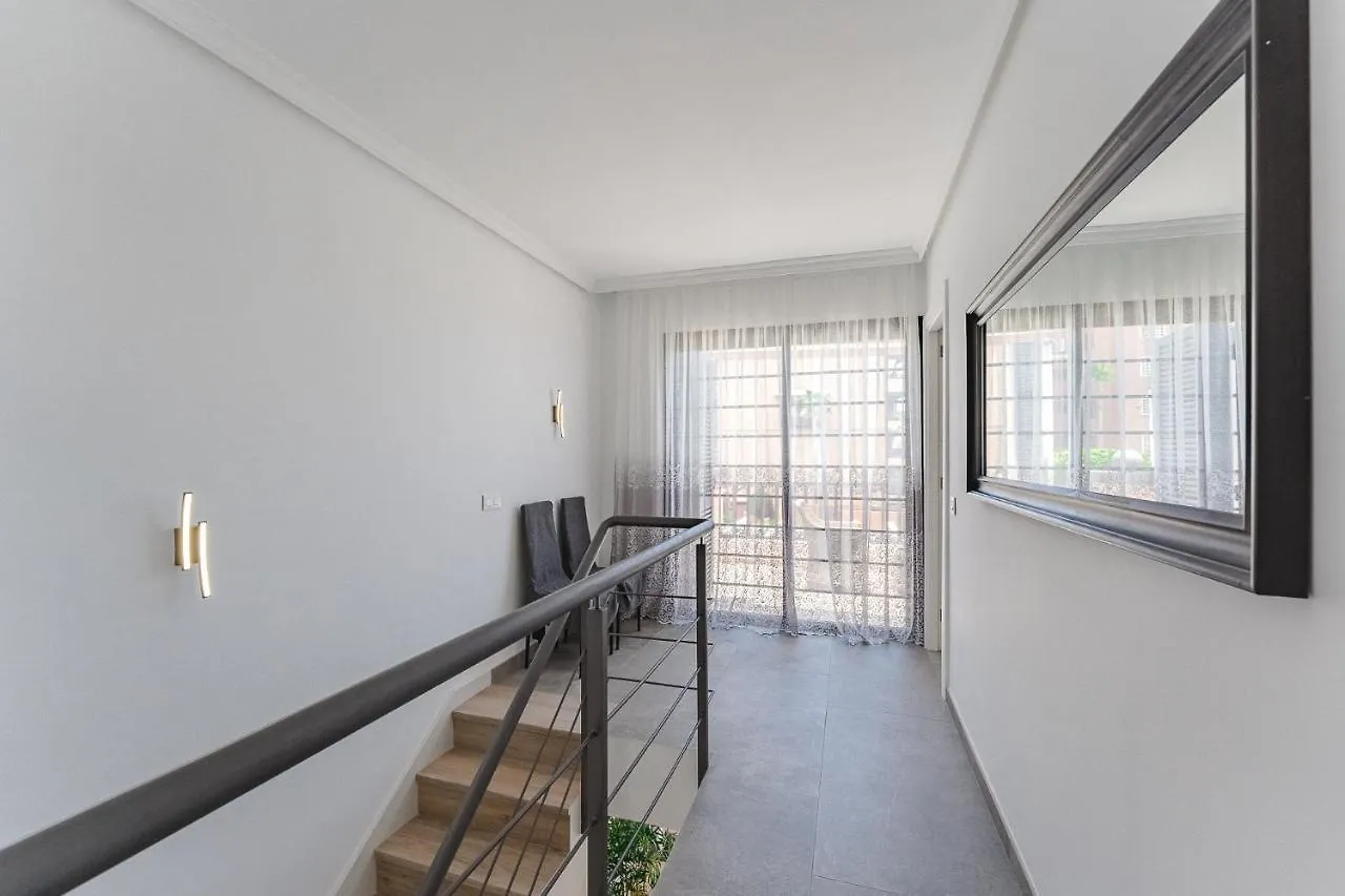 Townhouse With Three Bedrooms Costa Adeje  Apartament